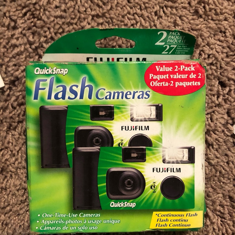Disposable camera set of 2
